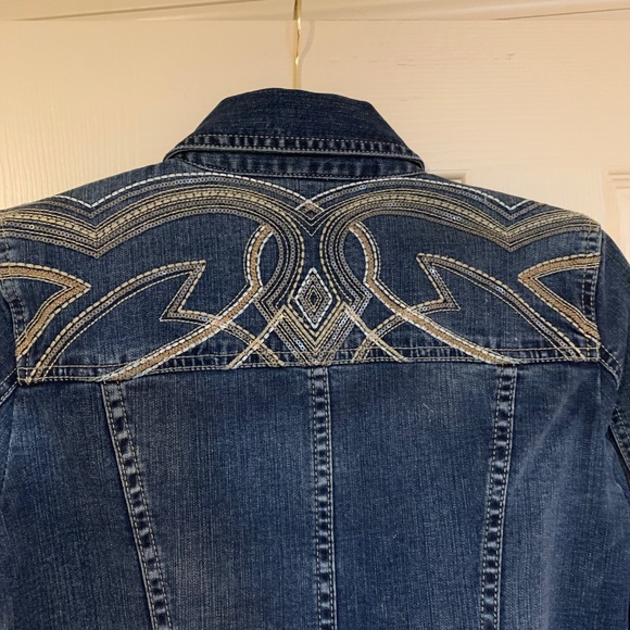 Platninum Chico’s Embellished Short Denim Jacket sz 0 - Picture 6 of 8